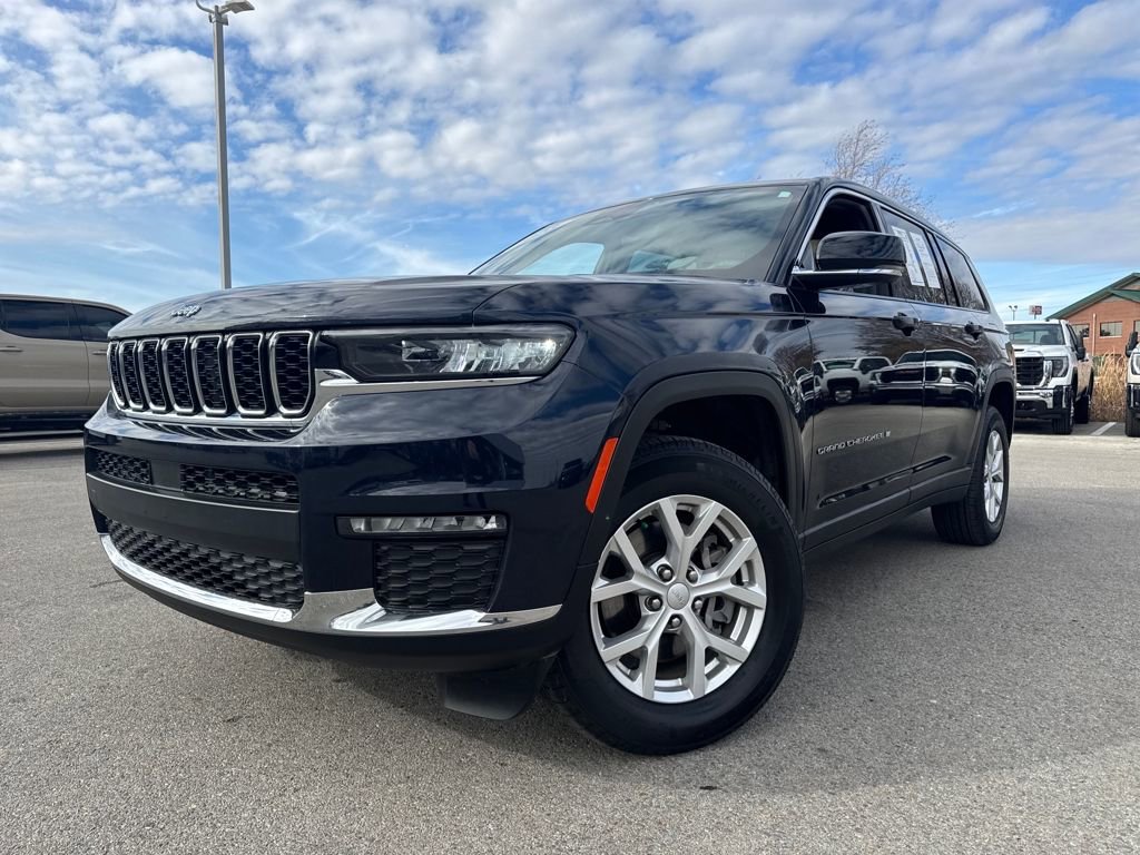 Used 2023 Jeep Grand Cherokee L Limited image 1