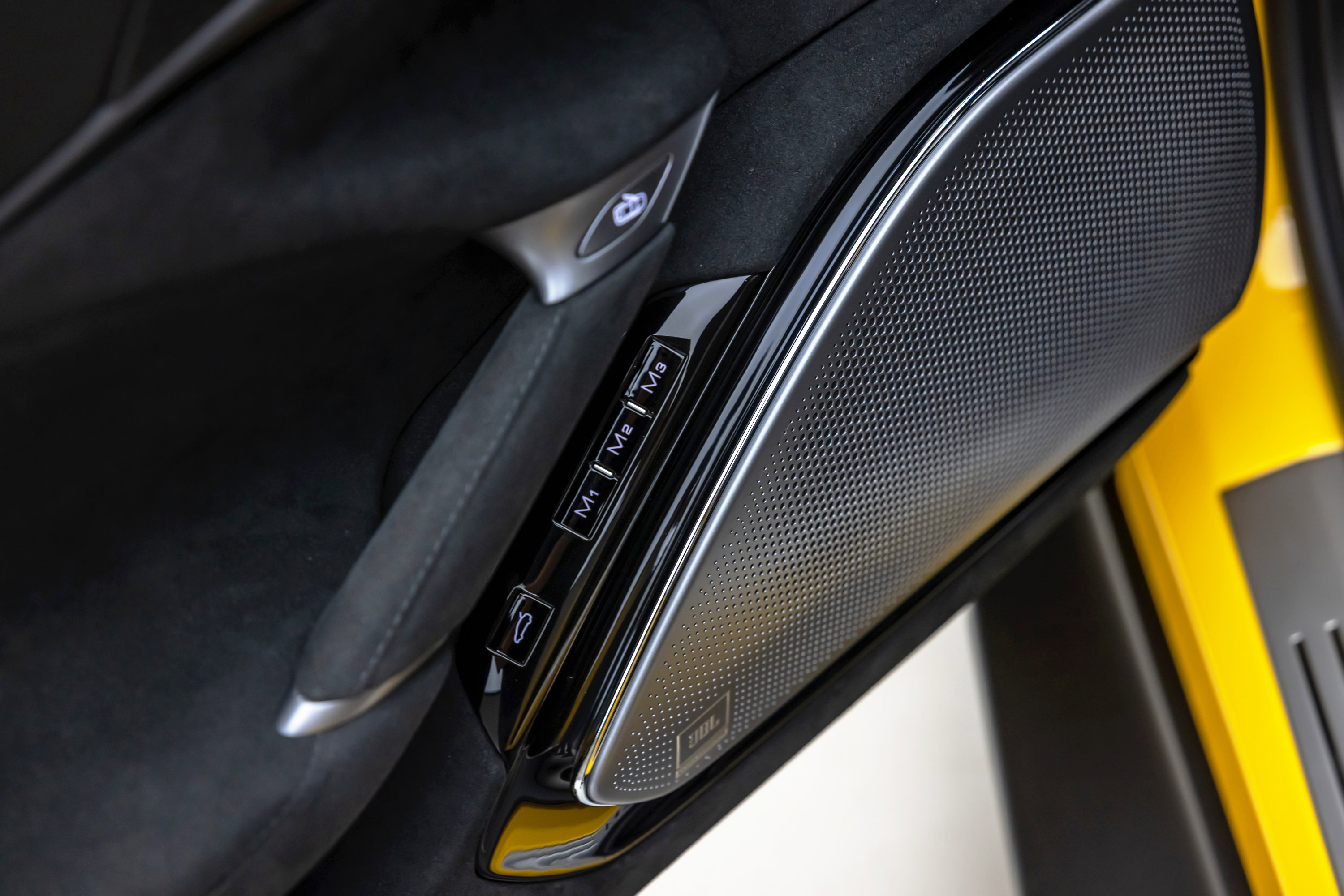 Certified 2025 Ferrari Roma Spider image 55