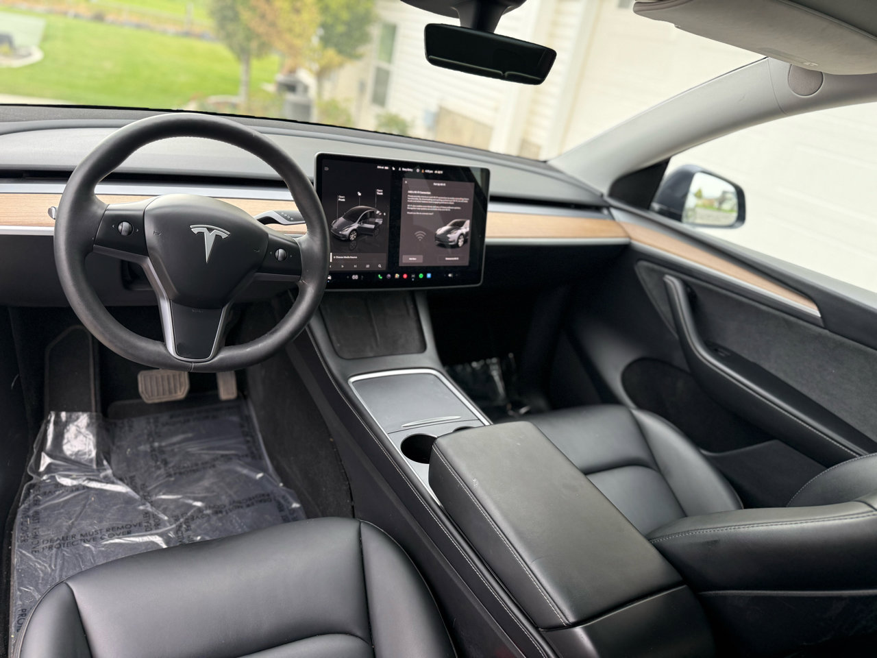 Used 2023 Tesla Model Y Long Range image 10