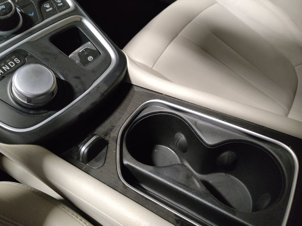 Used 2015 Chrysler 200 C FWD image 26