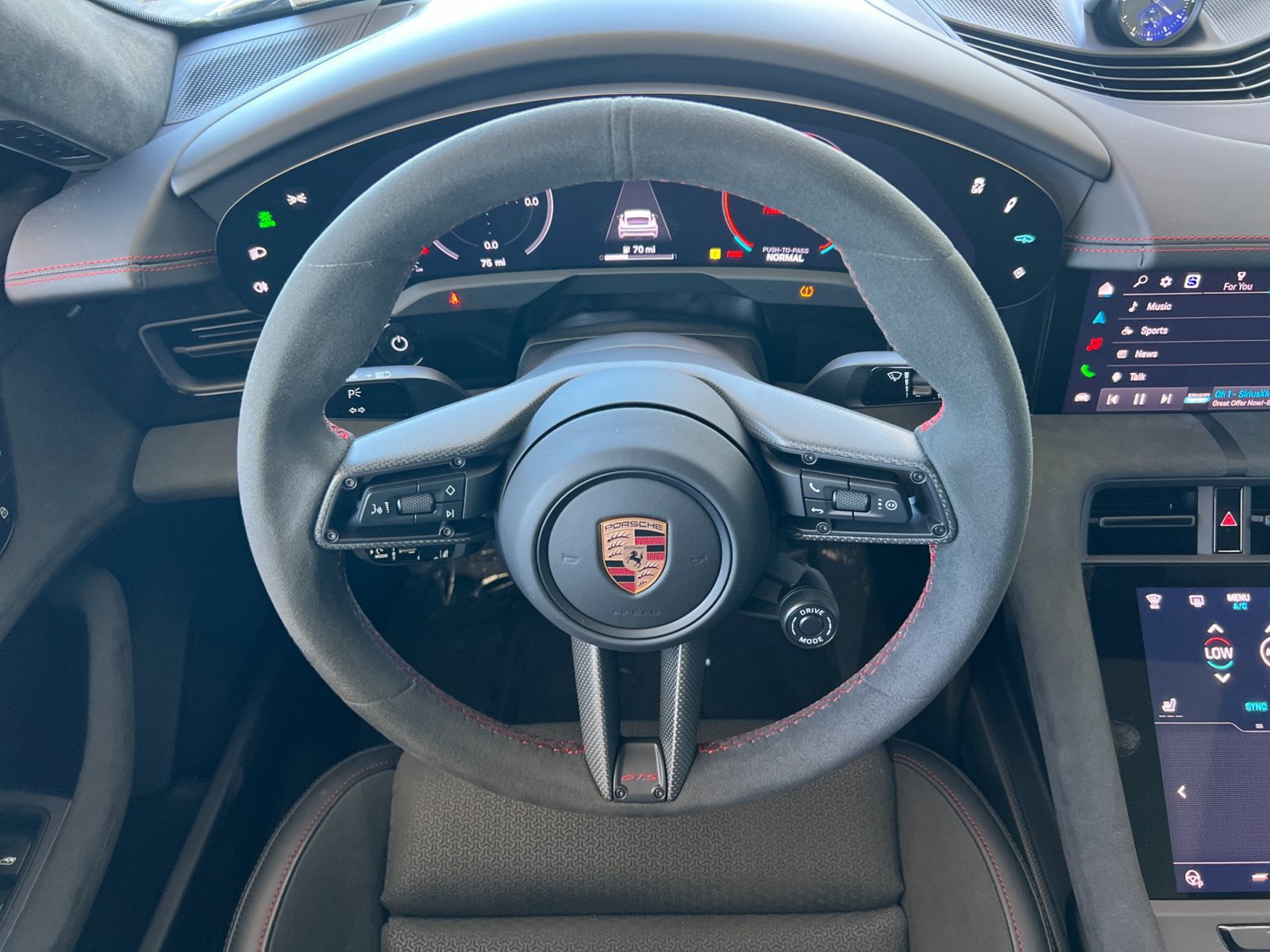 New 2026 Porsche Taycan GTS AWD/4WD image 14