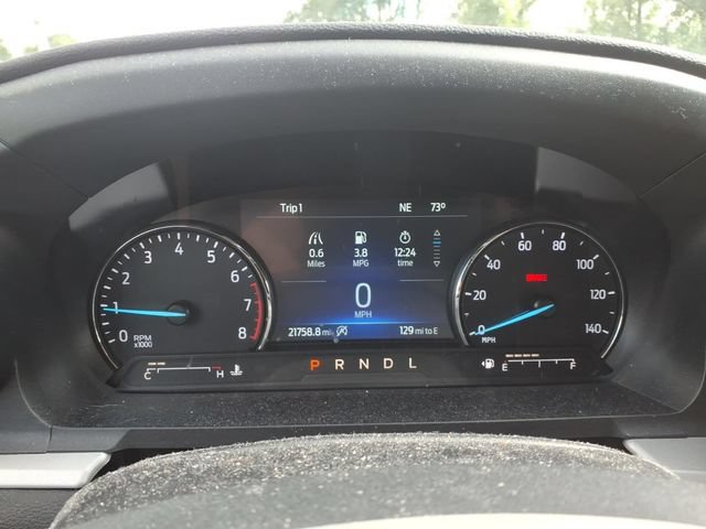 Used 2023 Ford Explorer XLT w/ Equipment Group 202A AWD/4WD image 17
