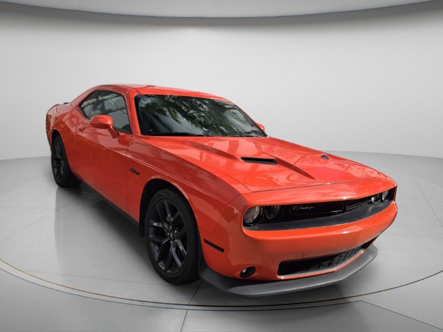 Used 2021 Dodge Challenger SXT w/ Blacktop Package RWD image 4