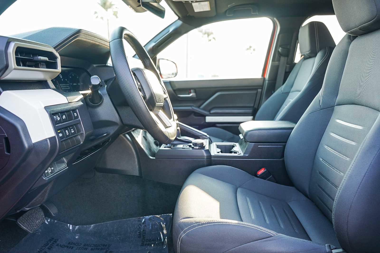 Used 2024 Toyota Tacoma TRD Off-Road image 17