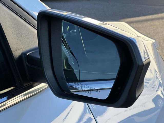 Used 2020 Chevrolet Equinox LT image 28