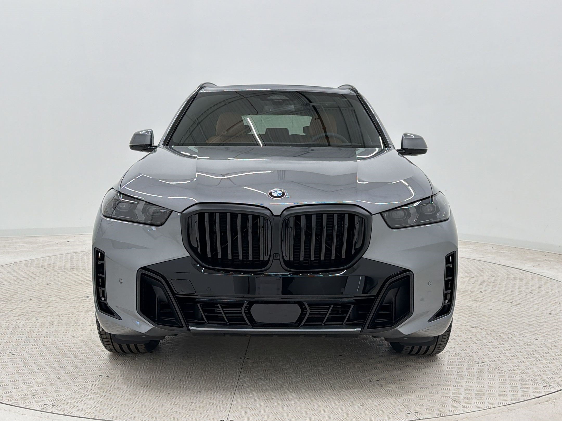 New 2026 BMW X5 xDrive40i w/ M Sport Package AWD/4WD image 5