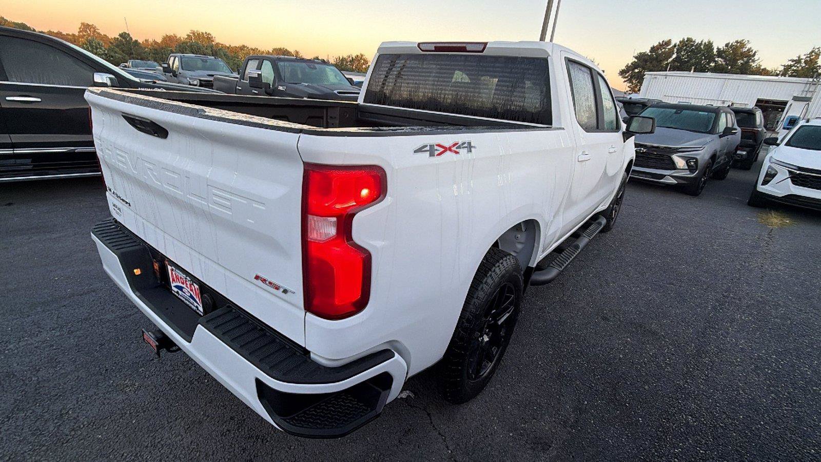 New 2026 Chevrolet Silverado 1500 RST w/ RST Select Package AWD/4WD image 8