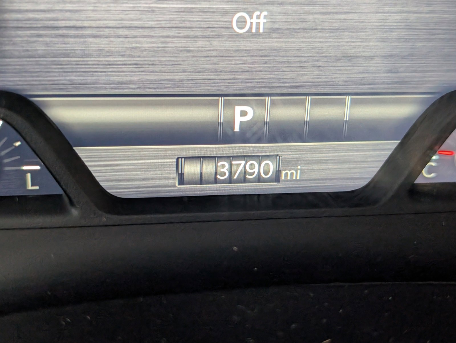 Used 2025 RAM 1500 Laramie image 9