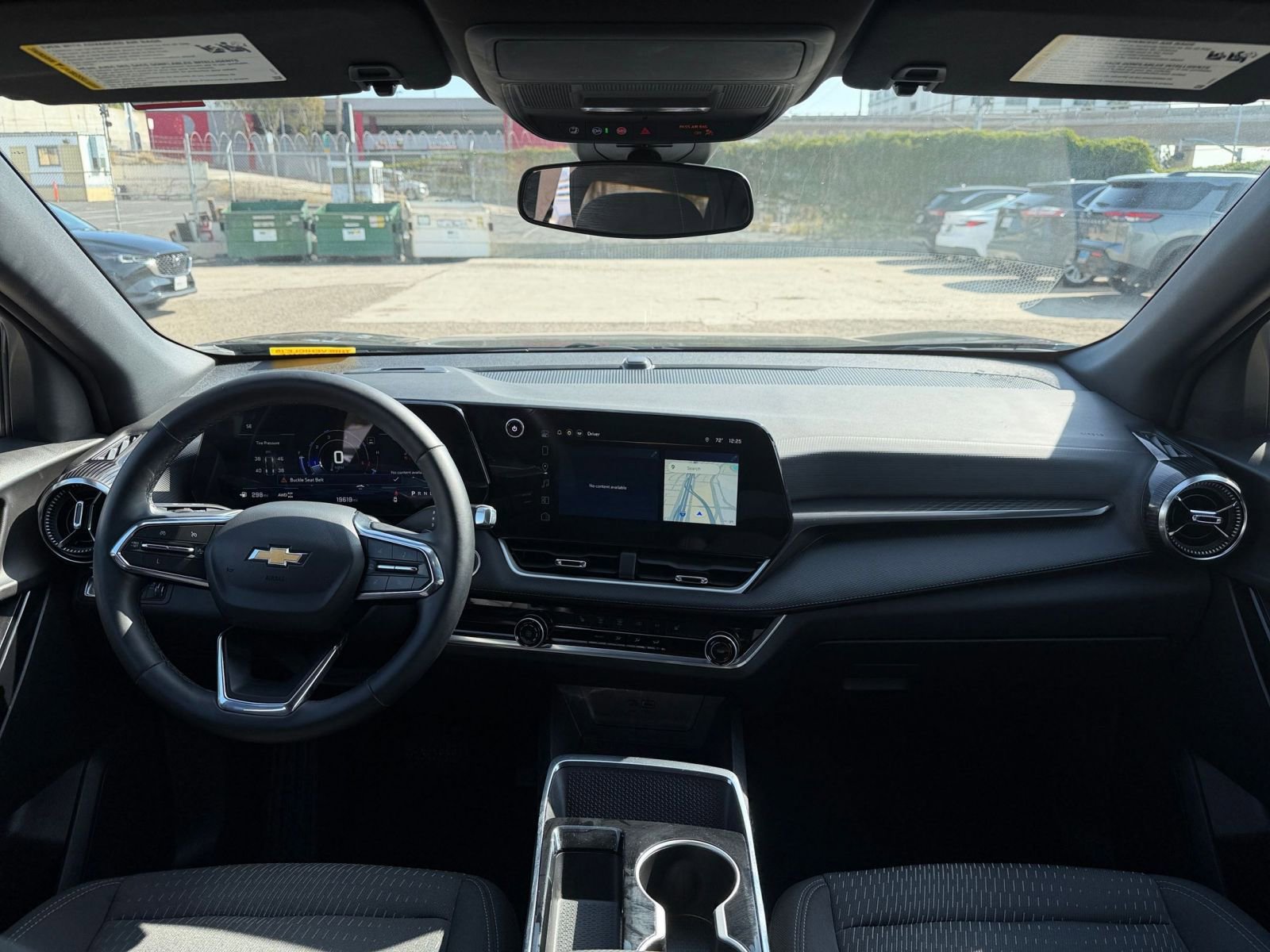 Used 2025 Chevrolet Equinox LT image 32