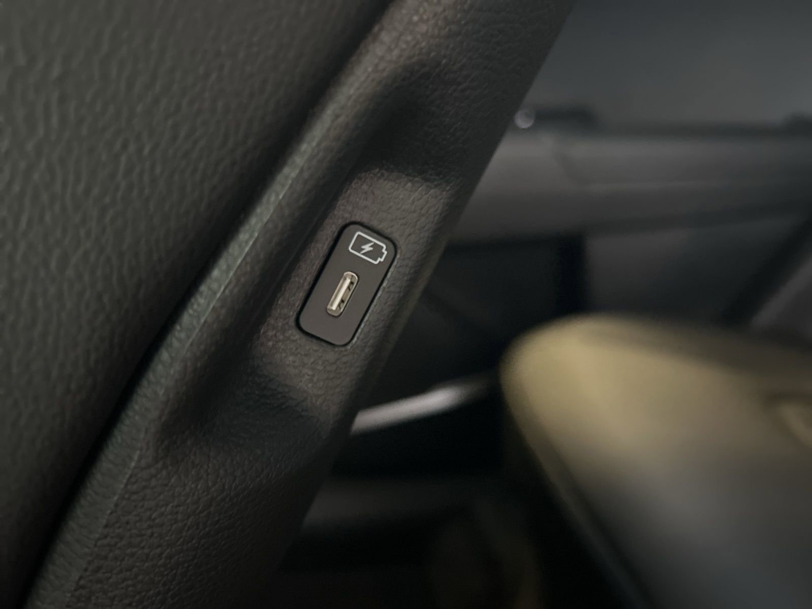 New 2026 Kia Sportage AWD Hybrid image 13