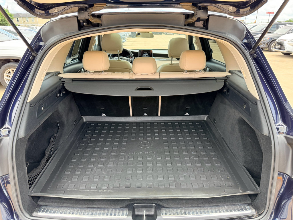 Used 2016 Mercedes-Benz GLC 300 image 29