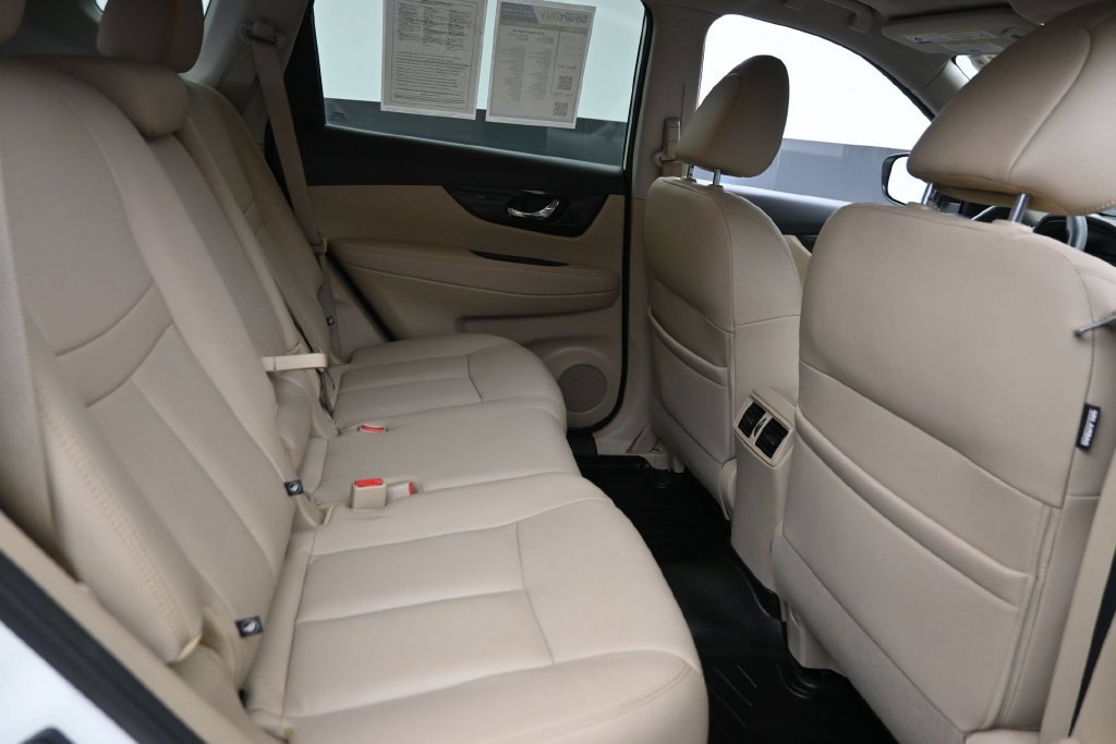 Used 2019 Nissan Rogue SL w/ Premium Package AWD/4WD image 10