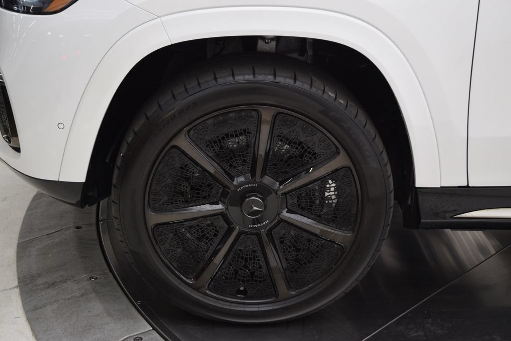 Used 2026 Mercedes-Benz Maybach GLS 600 4MATIC image 12