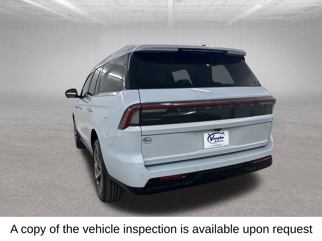 Used 2026 Lincoln Navigator Black Label image 10