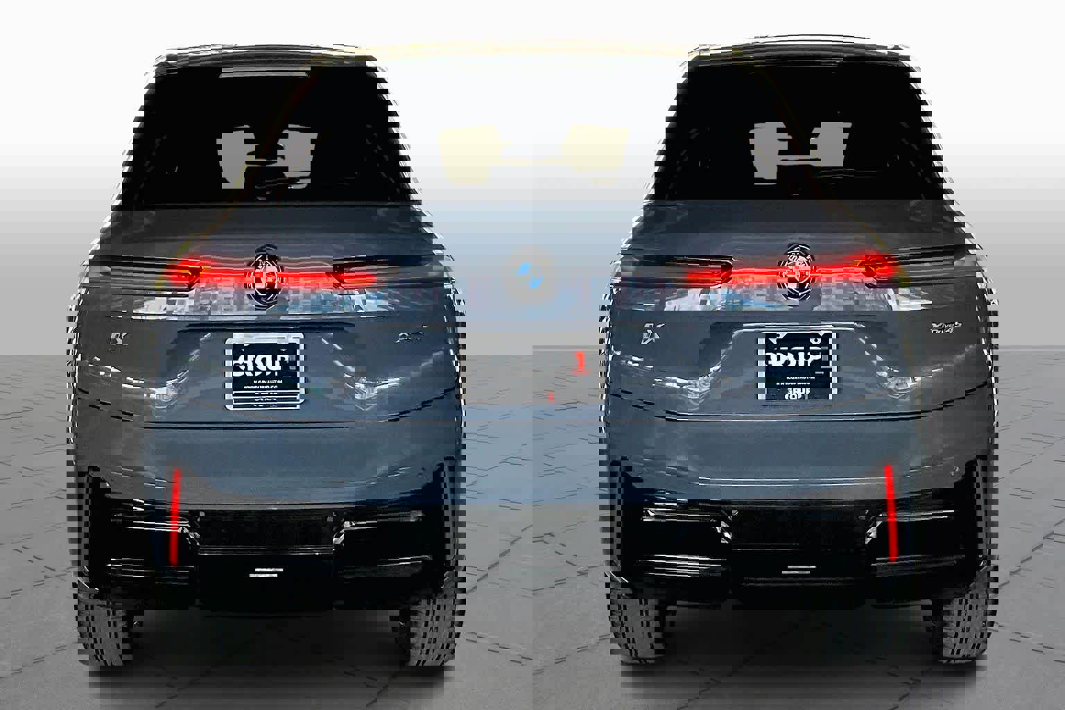 Used 2026 BMW iX xDrive45 image 4