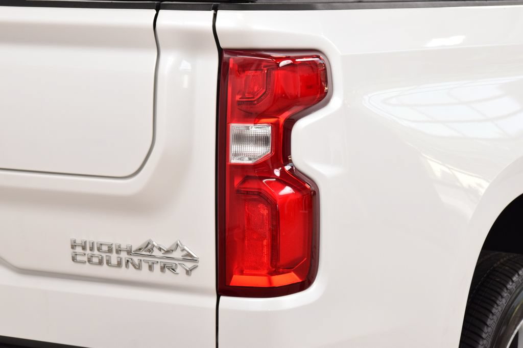Used 2024 Chevrolet Silverado 1500 High Country AWD/4WD image 21