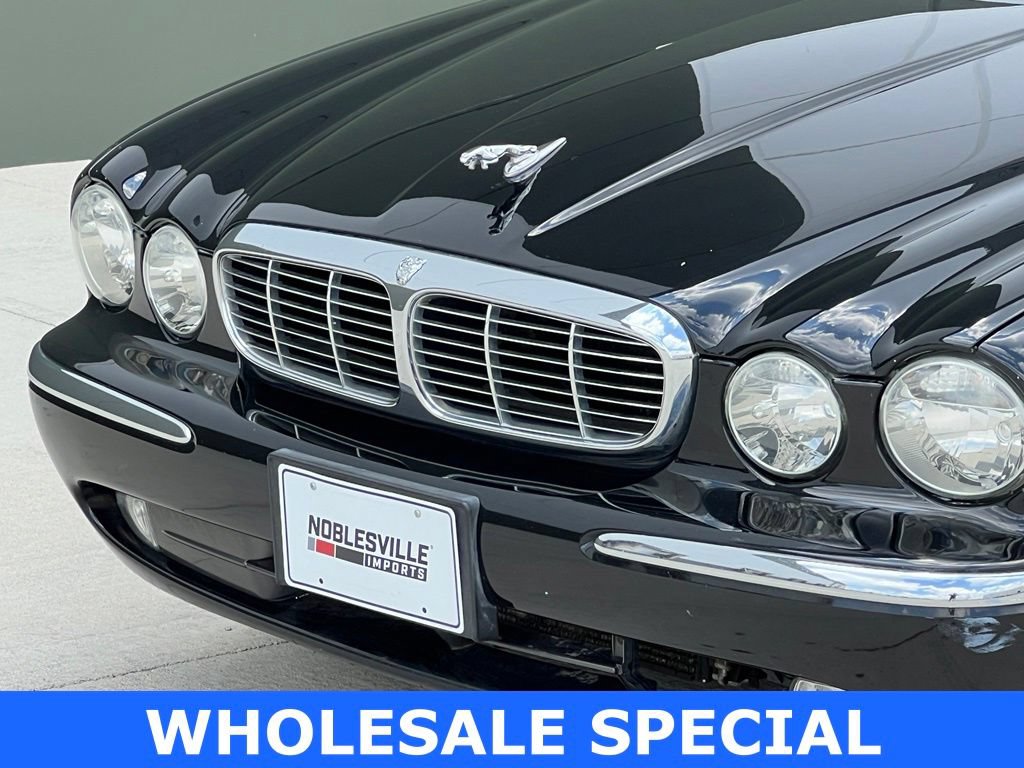 Used 2005 Jaguar XJ8 RWD image 13