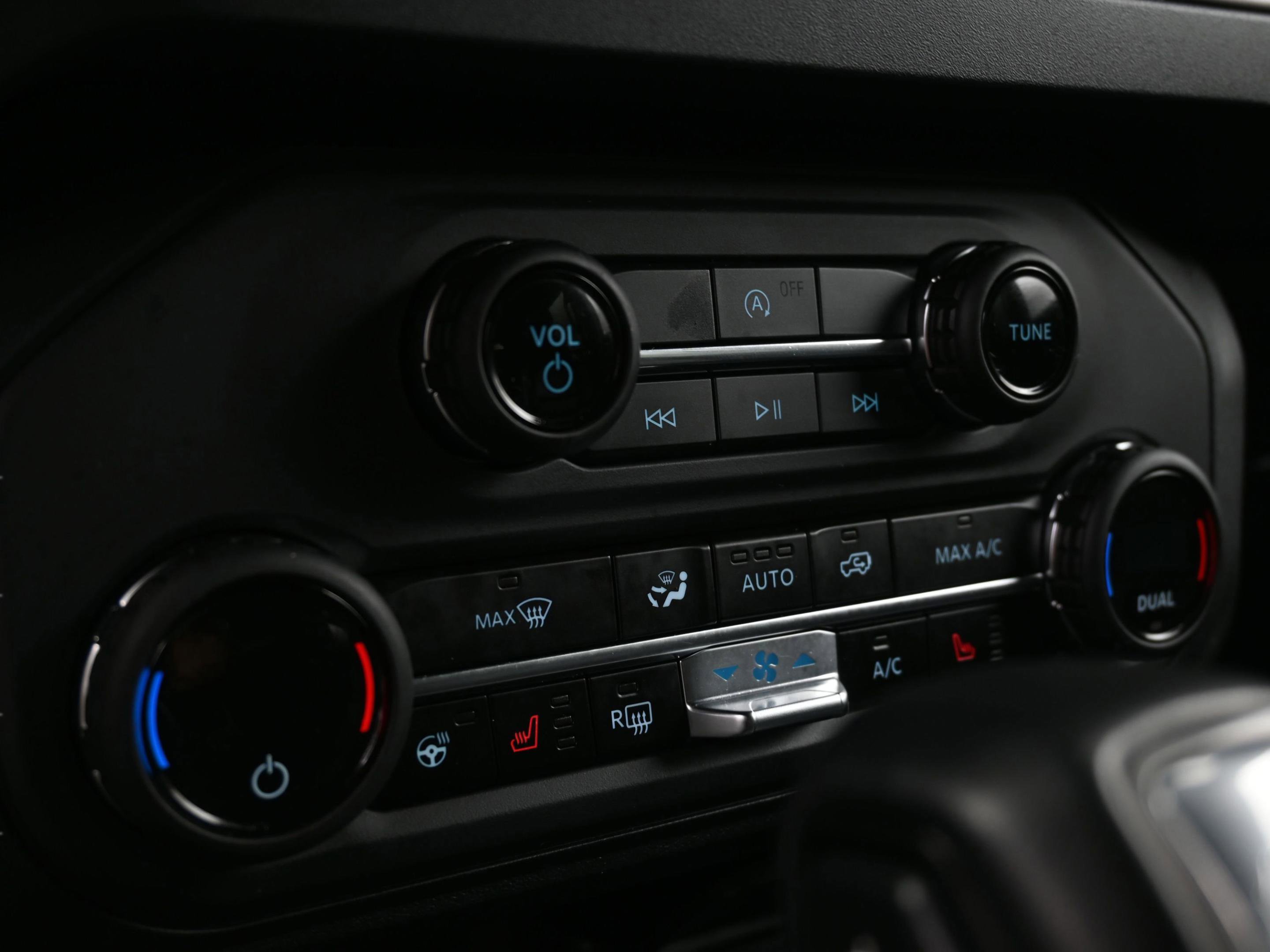 Used 2025 Ford Bronco Outer Banks image 47