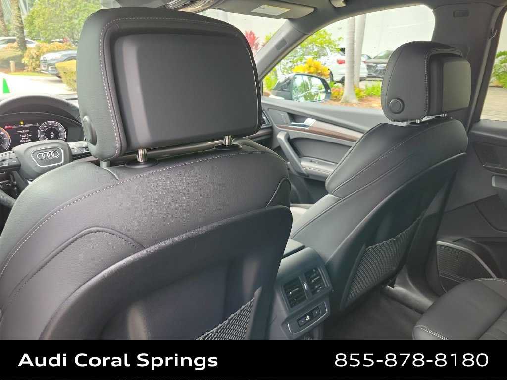 Certified 2024 Audi Q5 e Premium Plus w/ Premium Plus Package AWD/4WD image 20