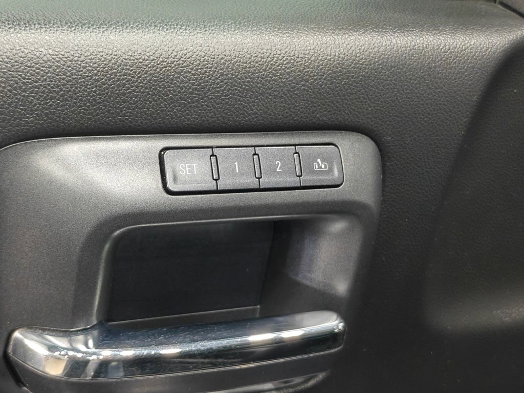 Used 2015 Chevrolet Silverado 3500 LTZ w/ Duramax Plus Package image 44