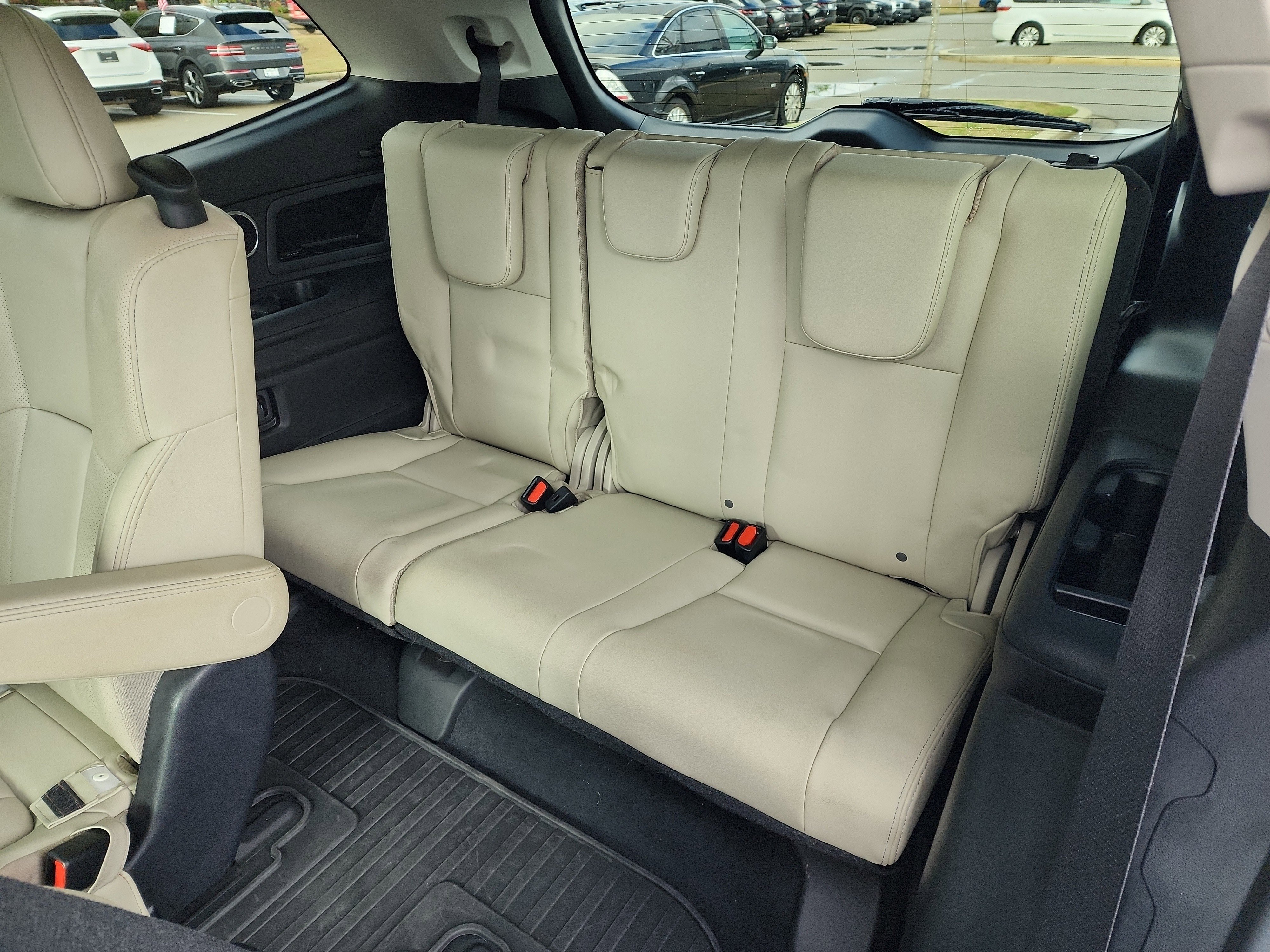 Used 2022 Subaru Ascent Limited w/ Technology Package image 12