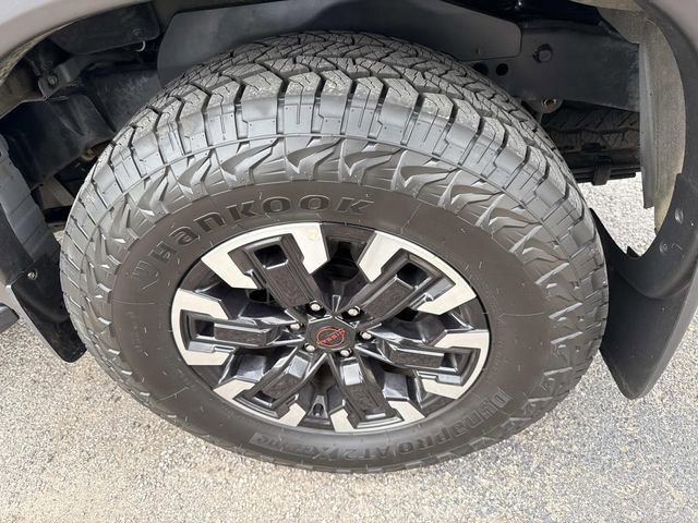 Used 2024 Nissan Frontier Pro-X image 8
