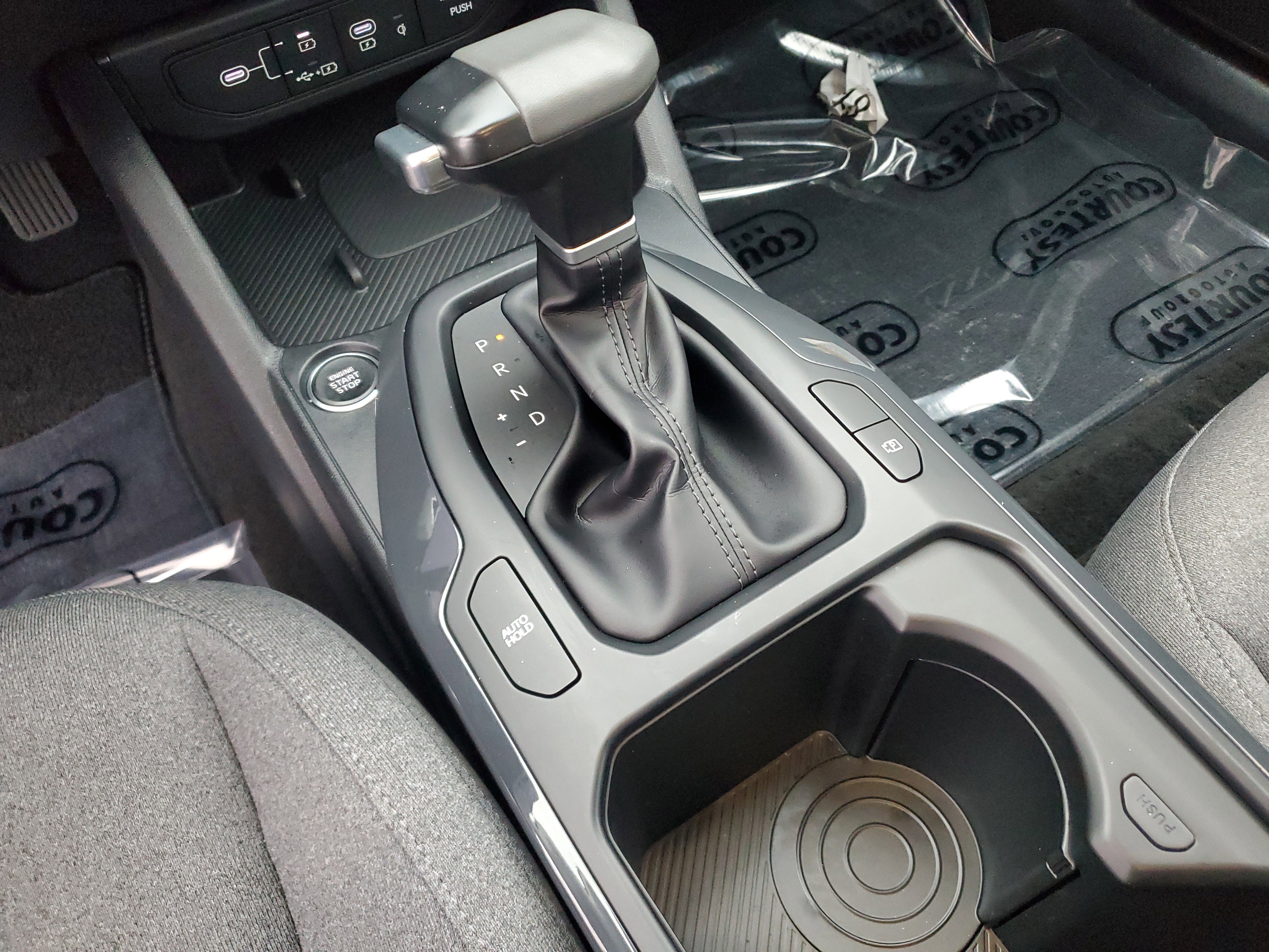 Used 2025 Kia K4 EX image 26