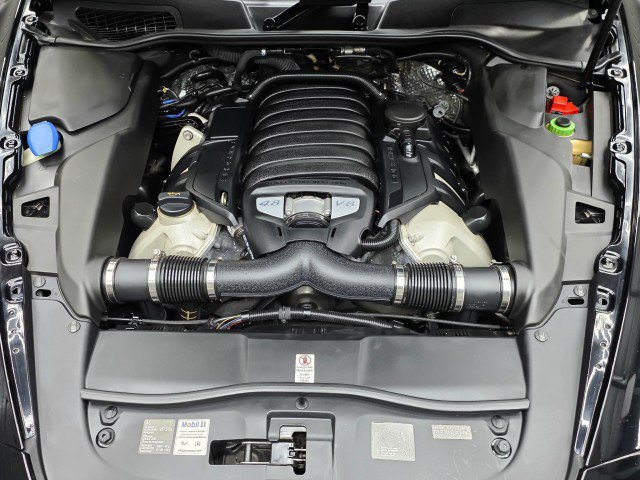 Used 2014 Porsche Cayenne GTS AWD/4WD image 42