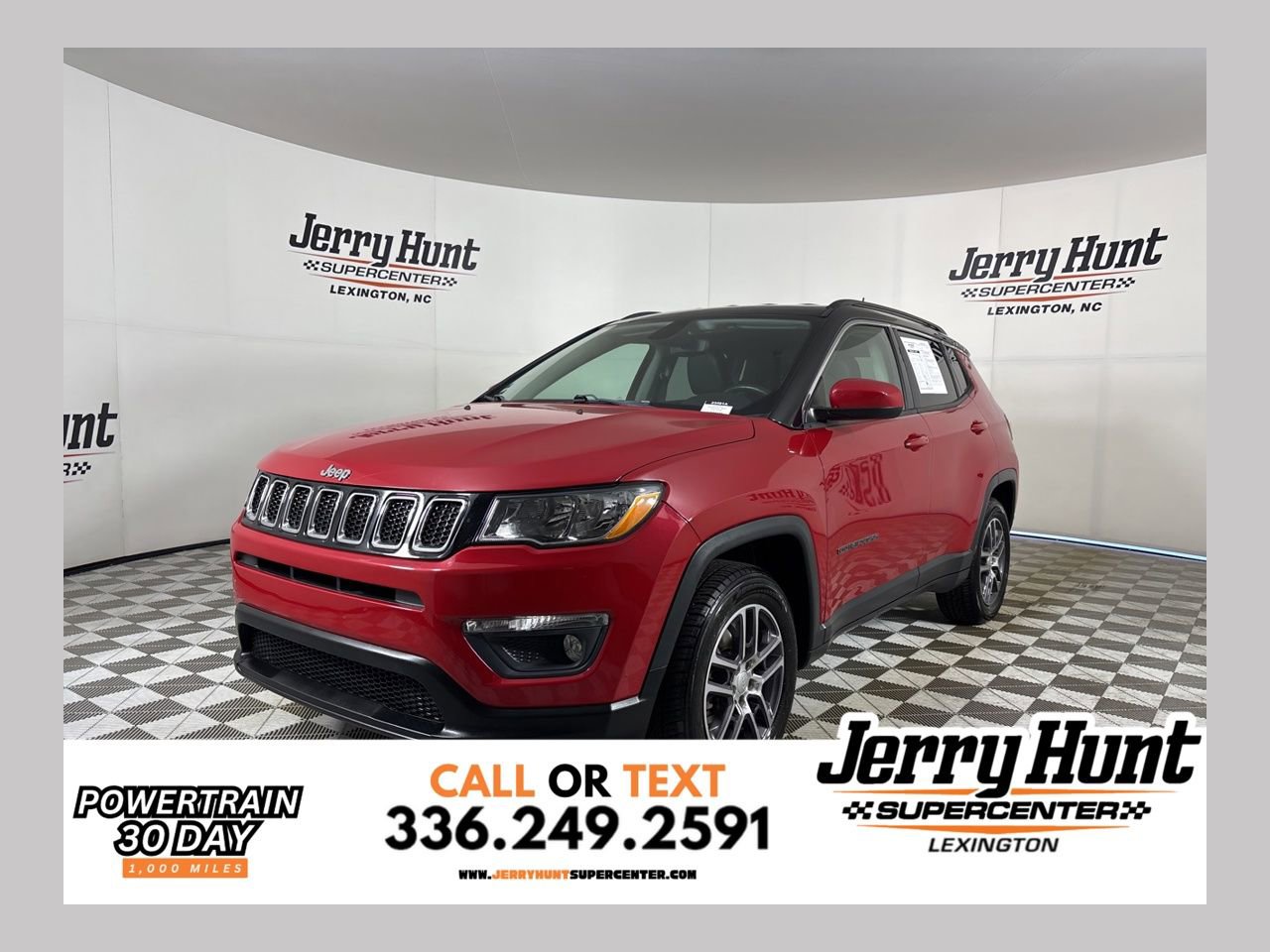 Used 2019 Jeep Compass Latitude image 1