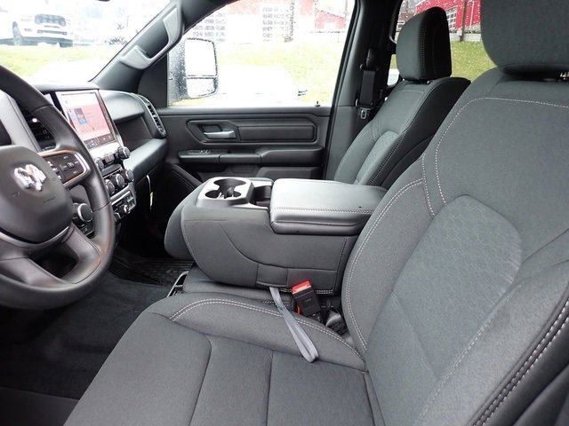 New 2025 RAM 1500 Classic Warlock image 14