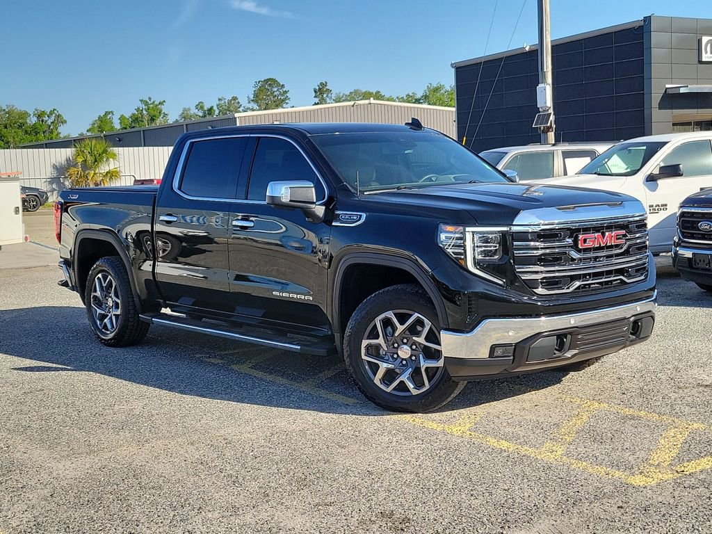 Used 2024 GMC Sierra 1500 SLT w/ SLT Premium Plus Package AWD/4WD image 38