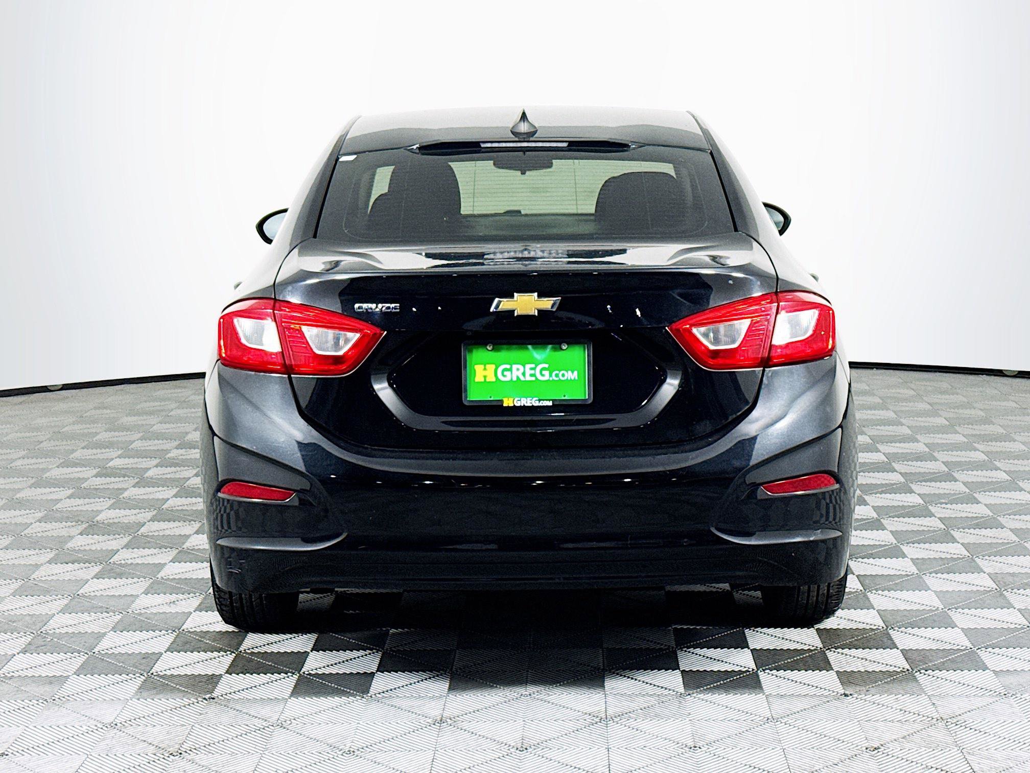 Used 2017 Chevrolet Cruze LS image 8