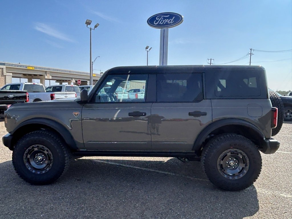 New 2025 Ford Bronco Badlands w/ Sasquatch Package image 4