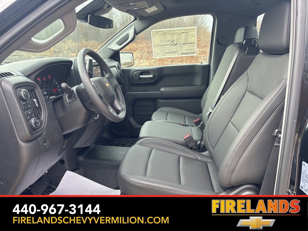 New 2025 Chevrolet Silverado 1500 W/T image 17