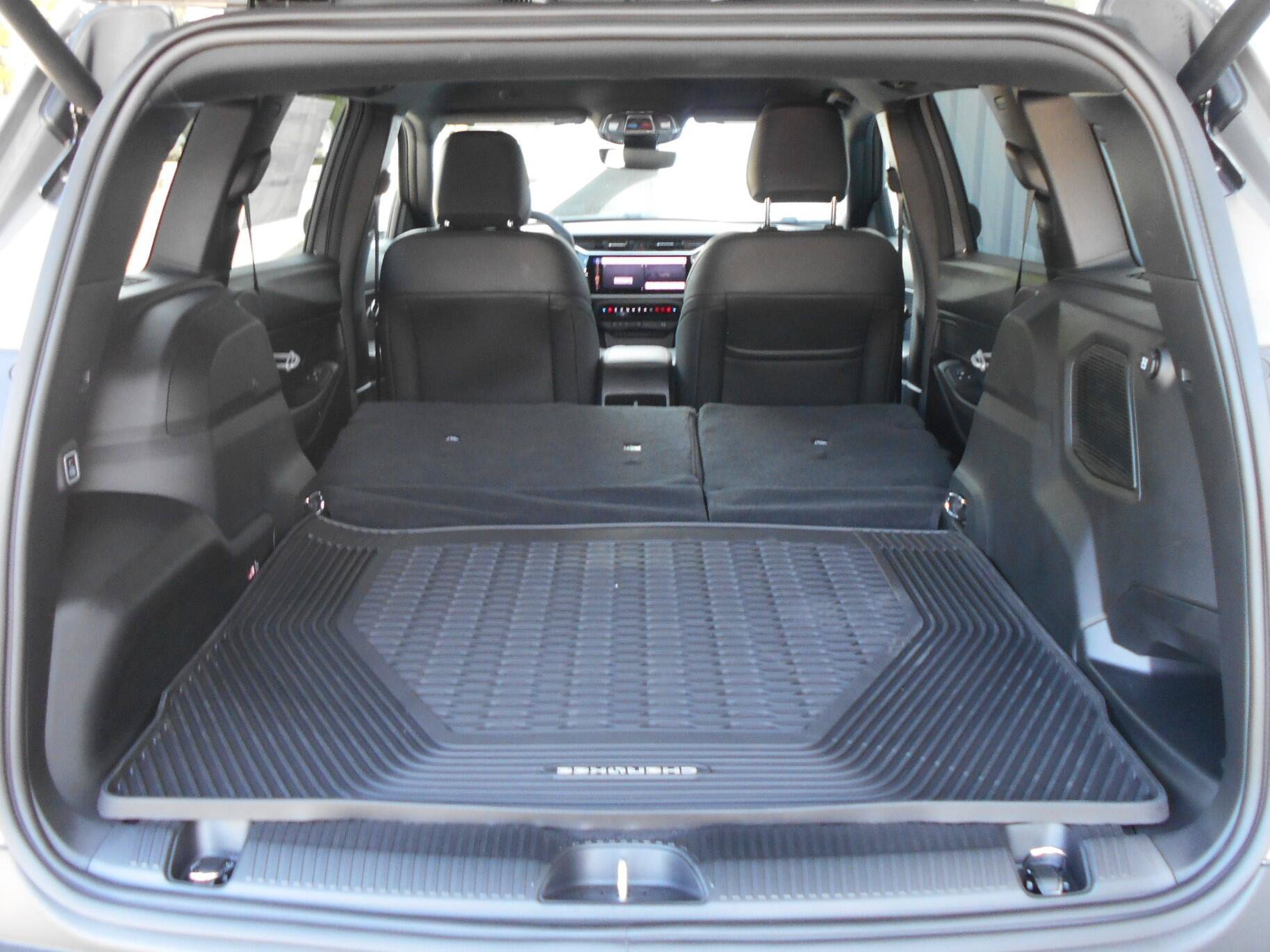 New 2026 Jeep Cherokee Limited AWD/4WD image 26
