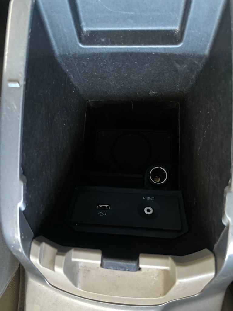Used 2014 Ford C-MAX SE image 27