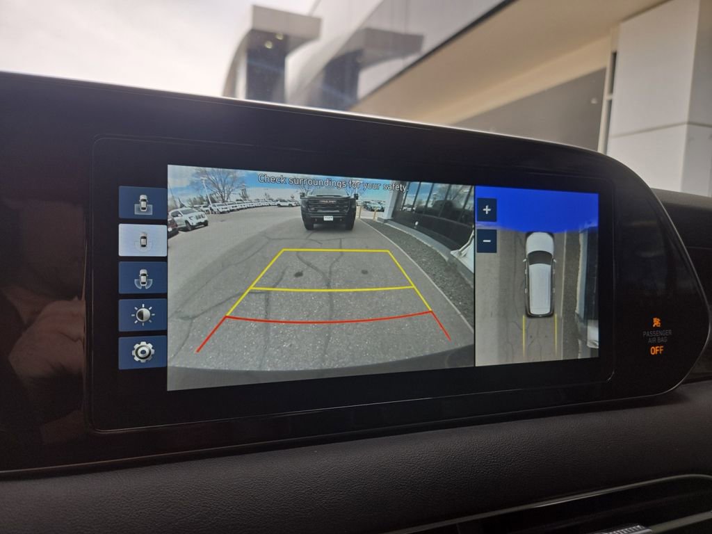 Used 2021 Hyundai Palisade Limited w/ Winter Package image 29