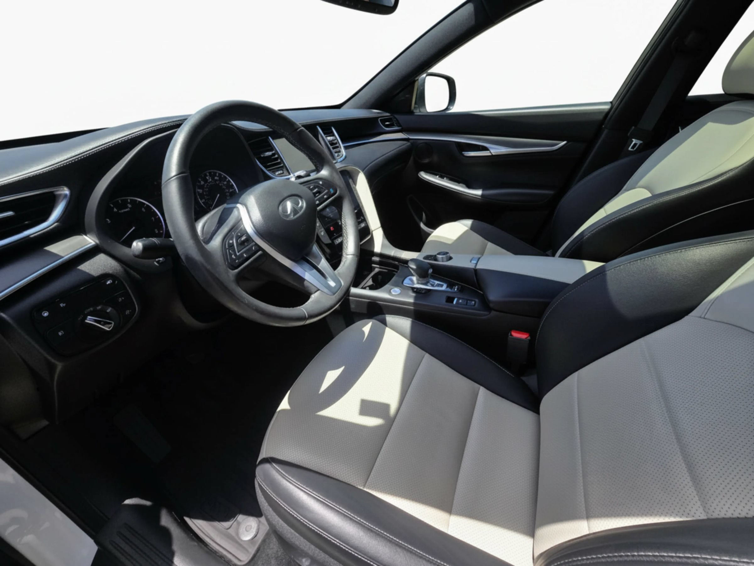 Used 2023 INFINITI QX55 Luxe w/ Cargo Package AWD/4WD image 10