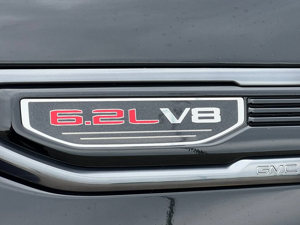 Used 2022 GMC Sierra 1500 AT4 w/ AT4 Preferred Package AWD/4WD image 2
