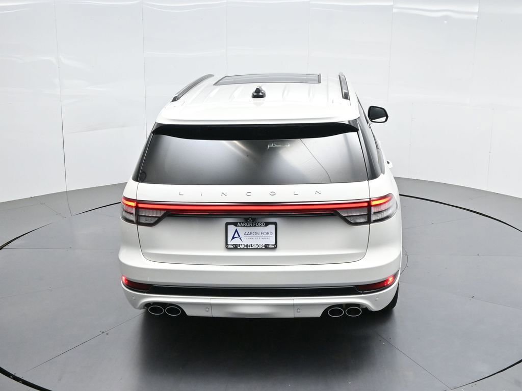 Used 2025 Lincoln Aviator 2WD w/ Jet Appearance Package image 46