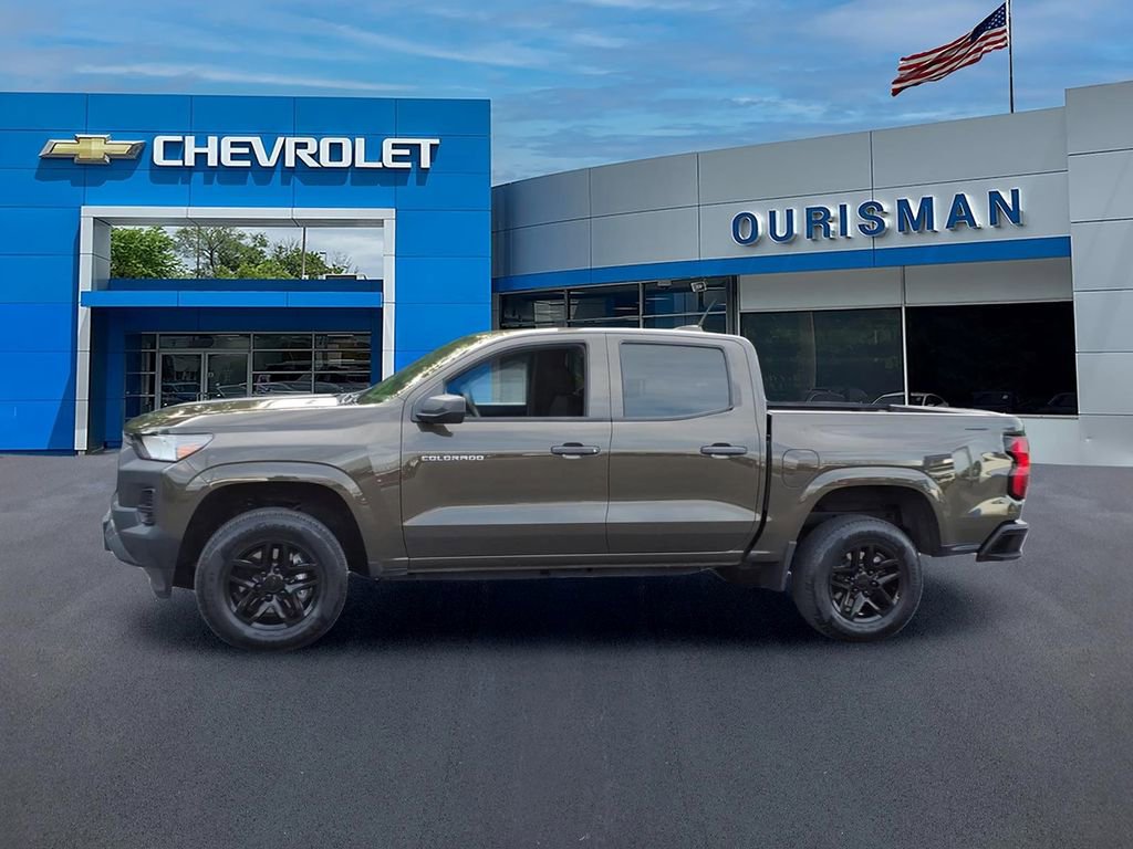 Used 2023 Chevrolet Colorado W/T RWD image 4