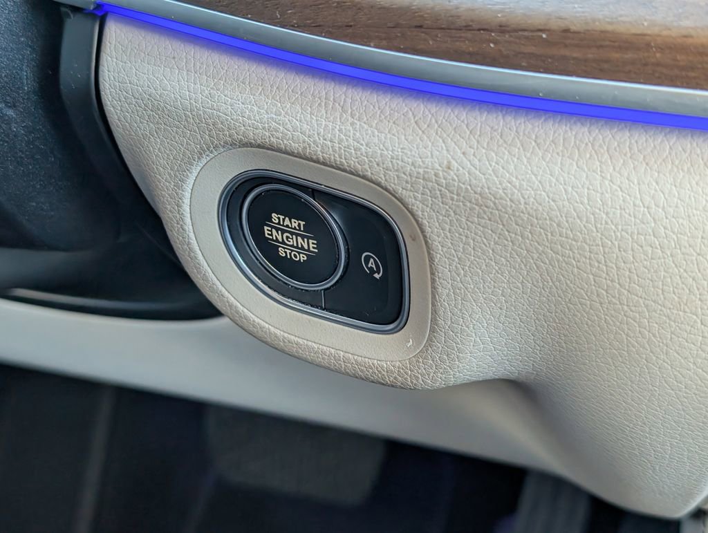 Used 2022 Mercedes-Benz GLE 350 4MATIC image 22