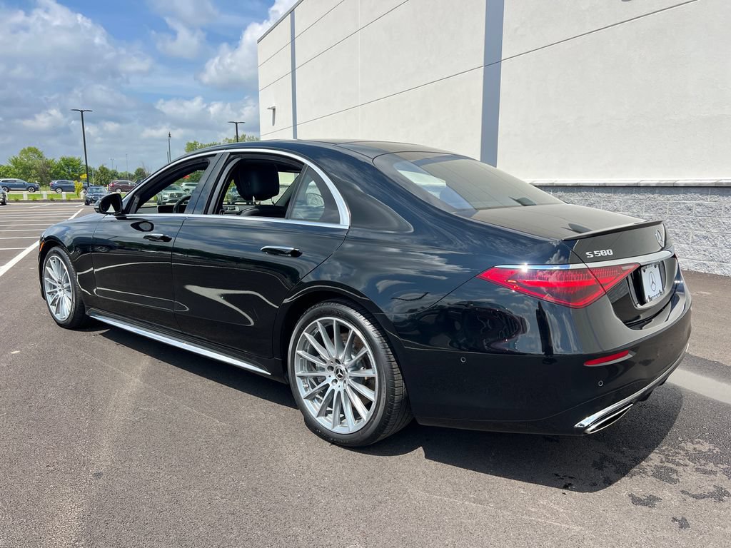 Used 2022 Mercedes-Benz S 580 4MATIC Sedan image 5