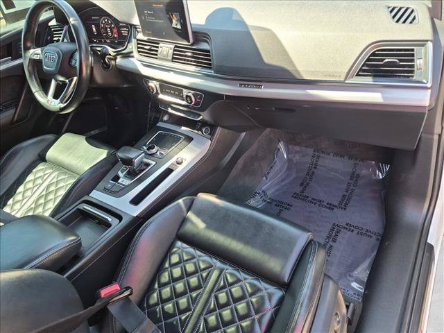 Used 2019 Audi SQ5 Prestige AWD/4WD image 24