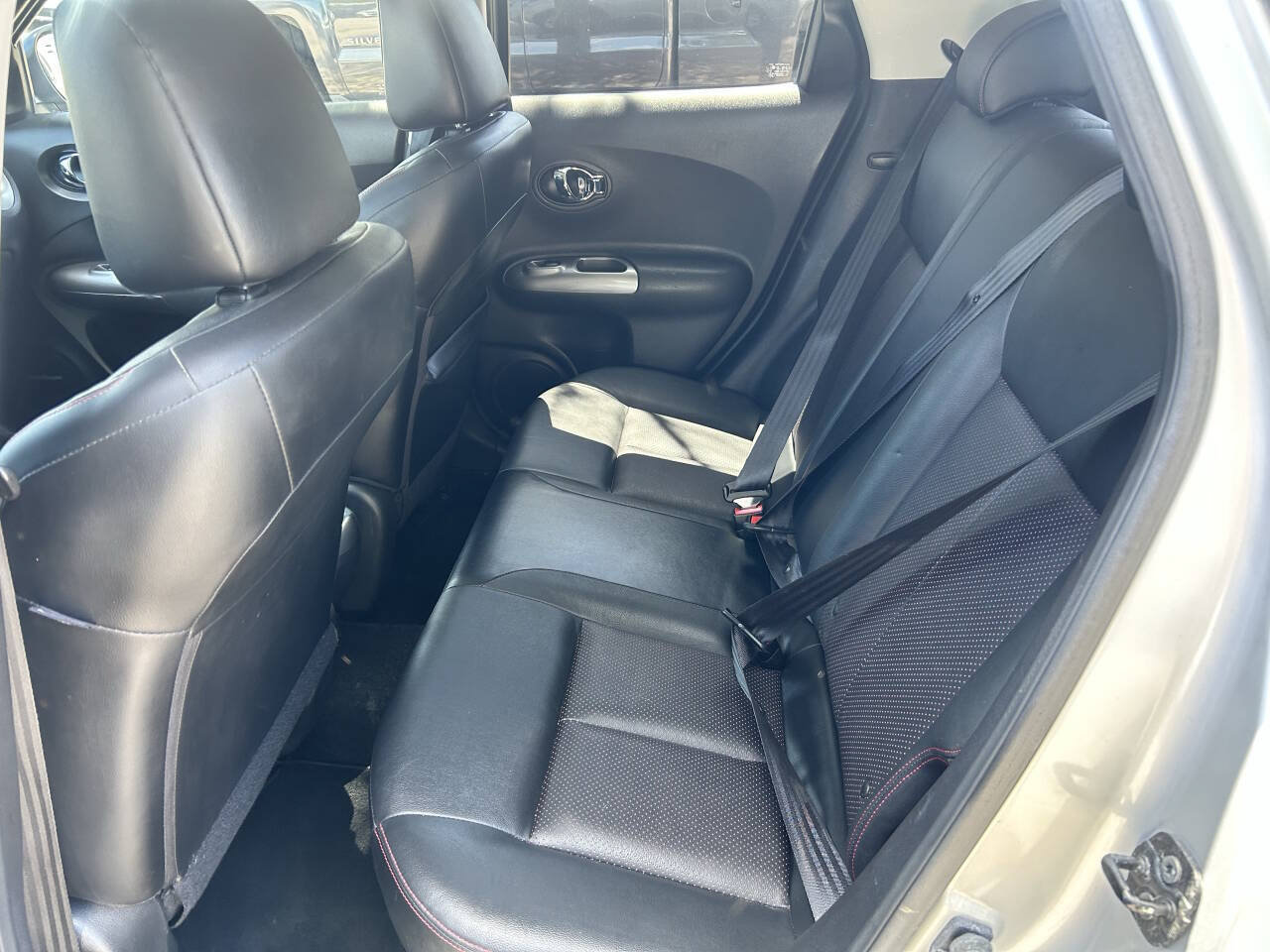 Used 2014 Nissan Juke SL AWD/4WD image 9