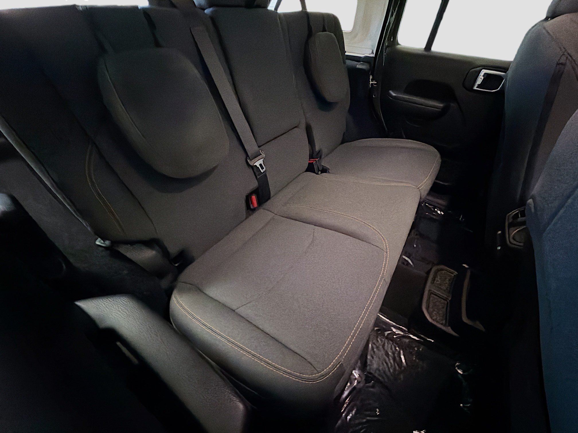 Used 2024 Jeep Wrangler Unlimited AWD/4WD image 14
