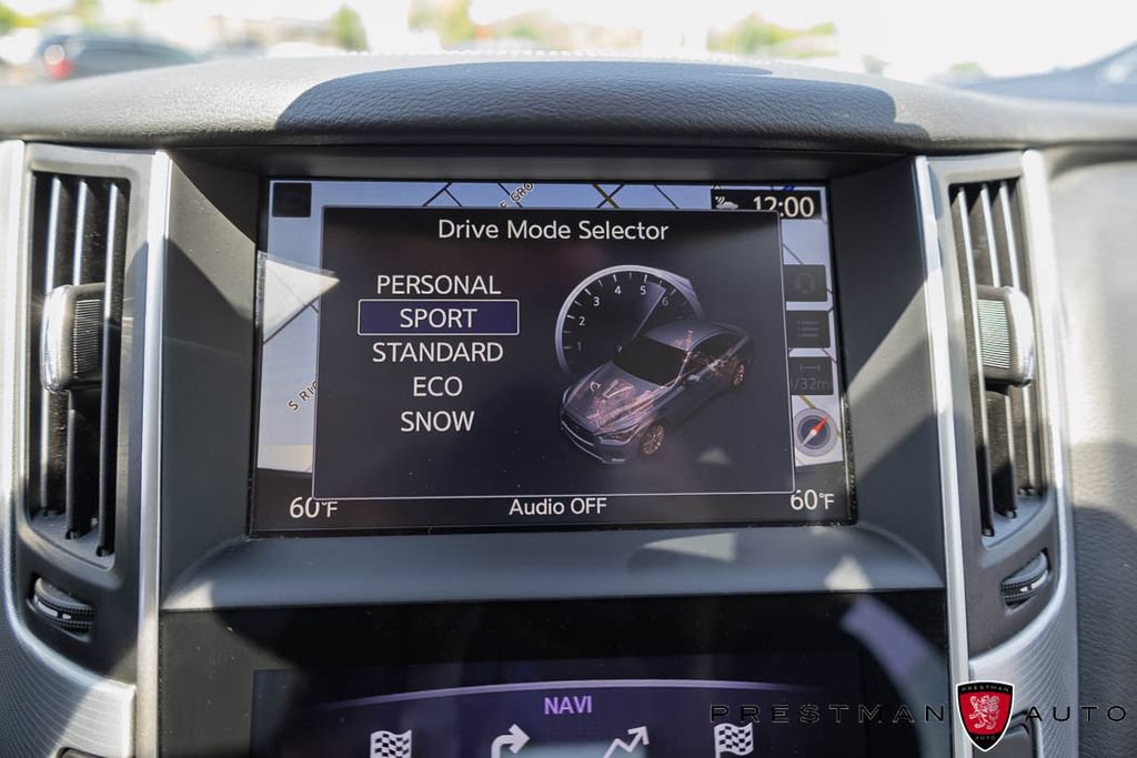 Used 2019 INFINITI Q50 Luxe w/ Essential Package (3.0T Luxe) AWD/4WD image 32