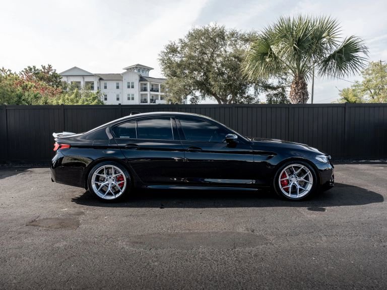 Used 2021 BMW M5 w/ Executive Package image 2