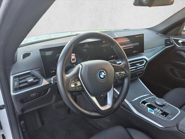 Used 2023 BMW i4 eDrive40 w/ Premium Package RWD image 10