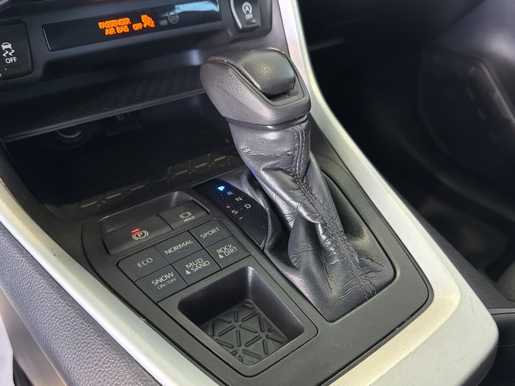 Certified 2020 Toyota RAV4 XLE AWD/4WD image 28